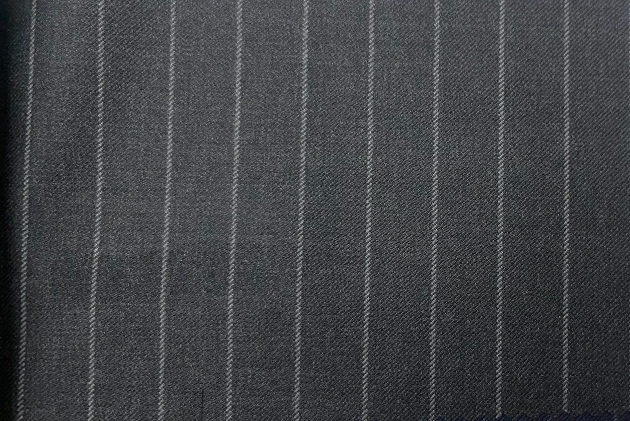 Dormeuil Amadeus No. 29090, original swatch photo