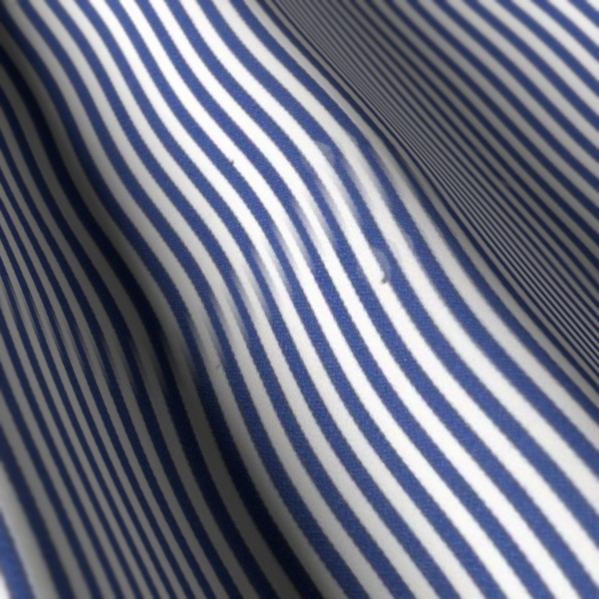 Casa Giorgi Shirting No. 29326, draped close-up