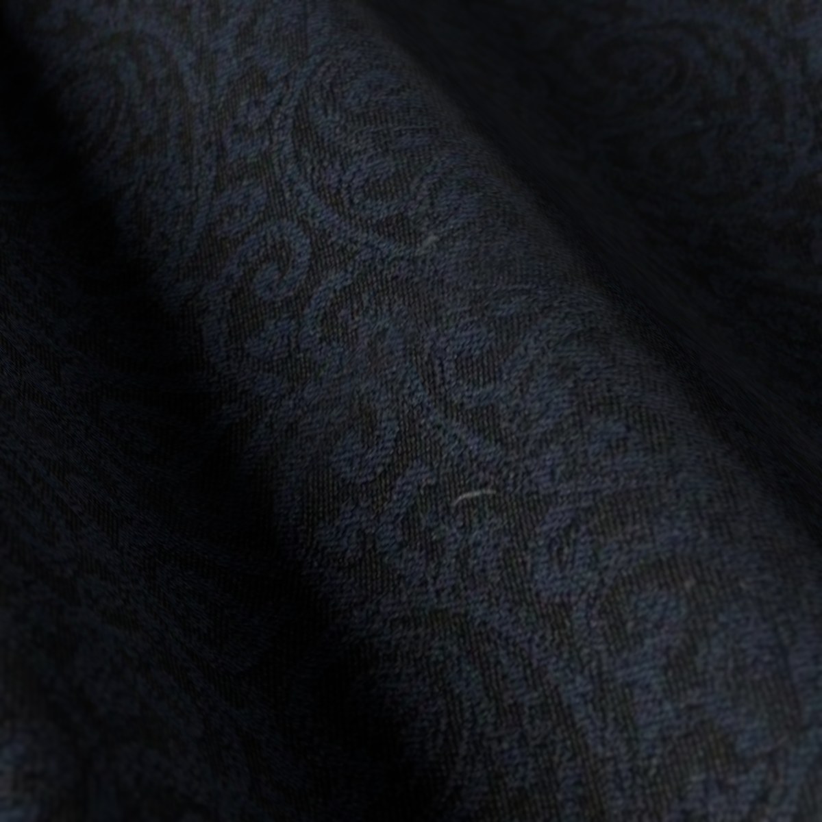 Gianfranco Bertolucci Ceremonial No. 30077, draped close-up