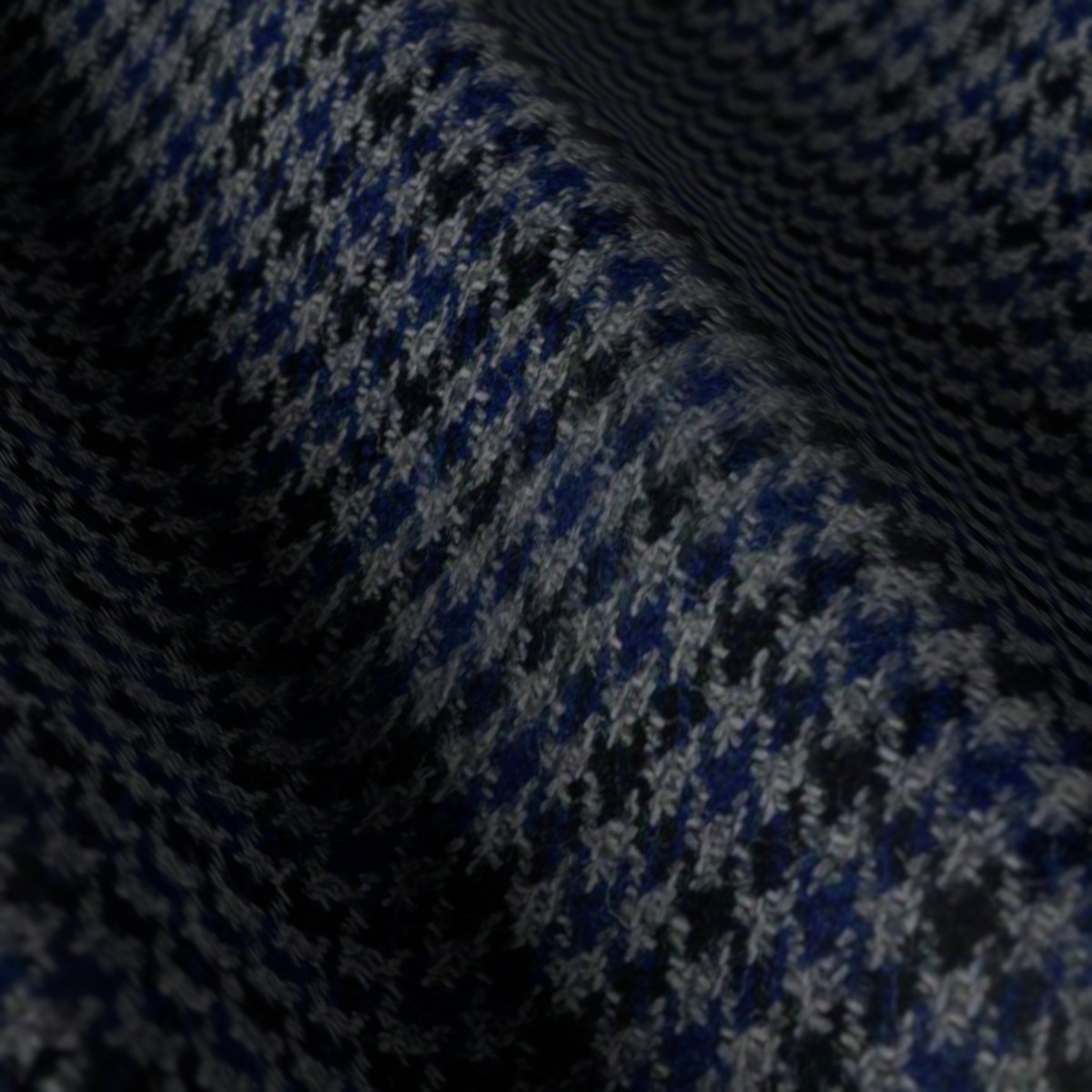 Giorgio Valentino No. 27467, draped close-up