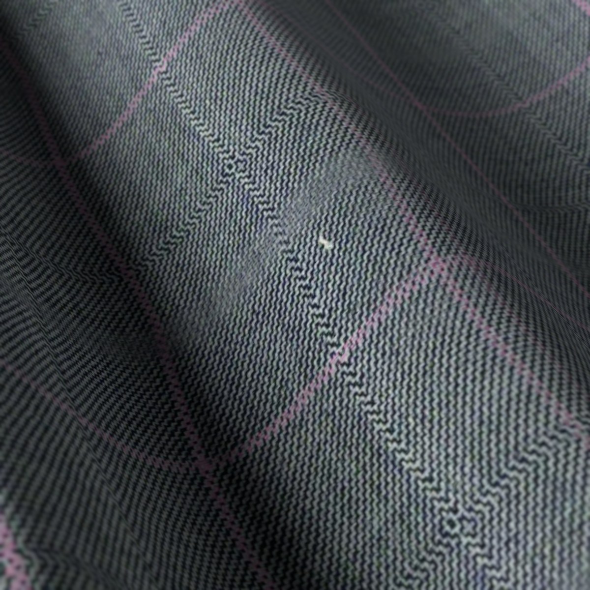 Lucciano Rossi No. 27903, draped close-up