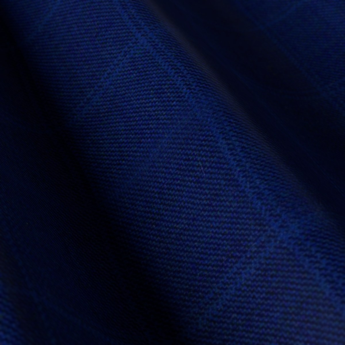 Lucciano Rossi No. 27914, draped close-up