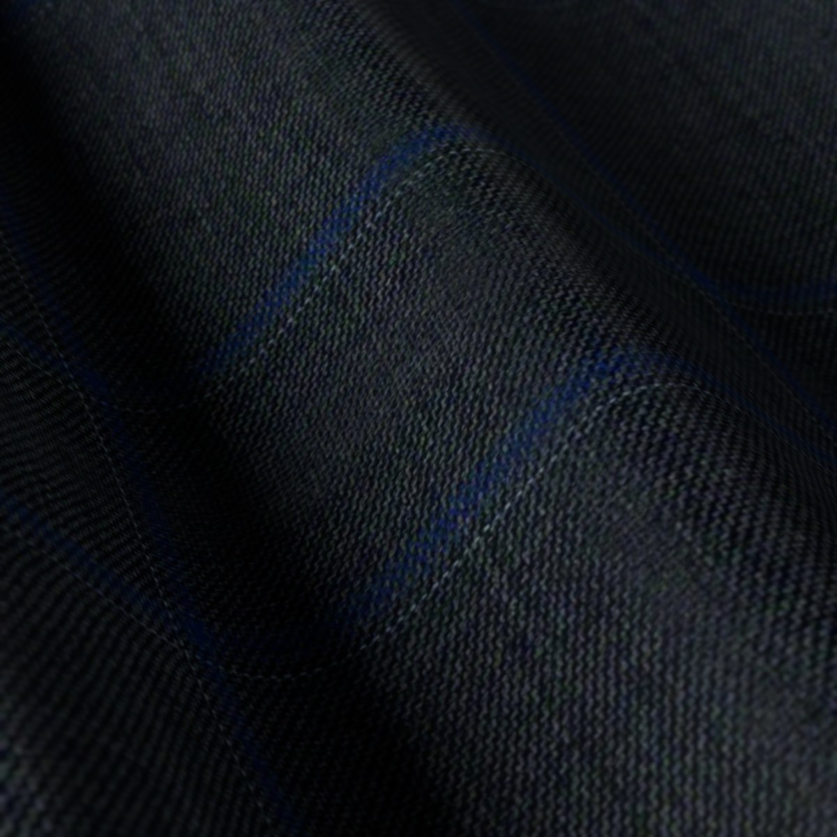Lucciano Rossi No. 28473, draped close-up