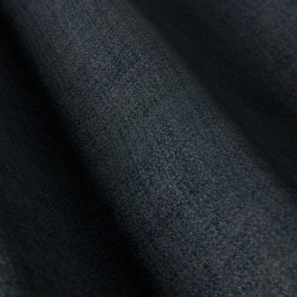 Marco Polo No. 25593, draped close-up