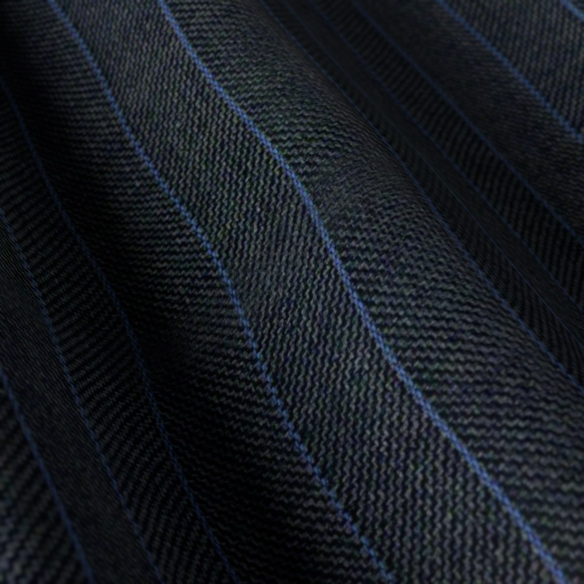 Marco Polo No. 28341, draped close-up
