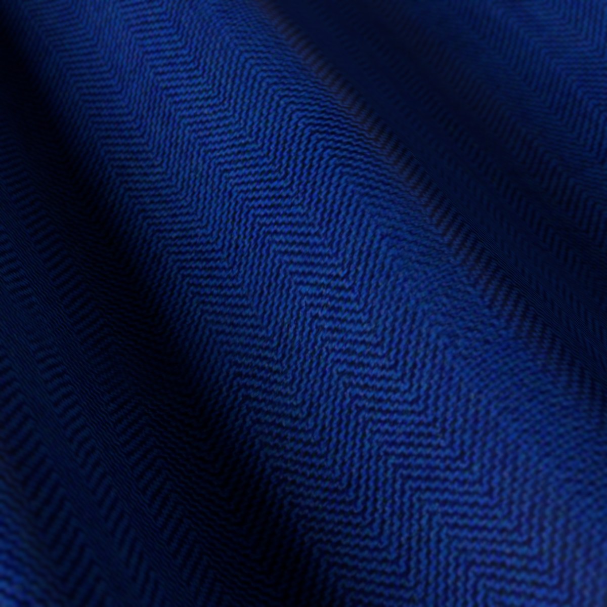 Marco Polo No. 28370, draped close-up