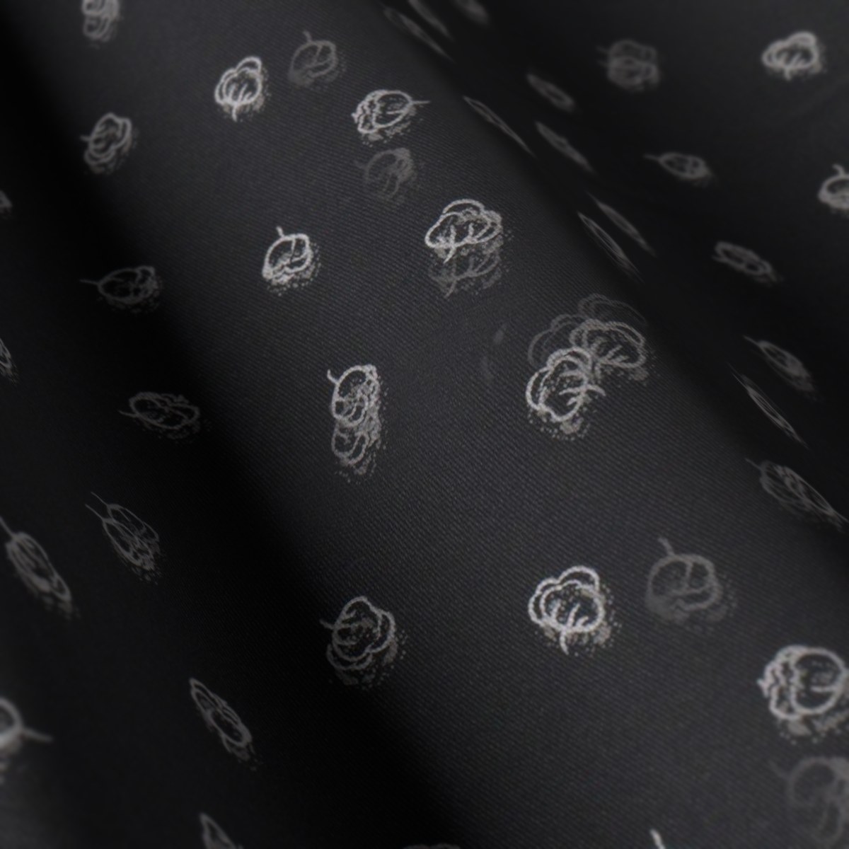 Printed Shirting No. 28916, draped close-up