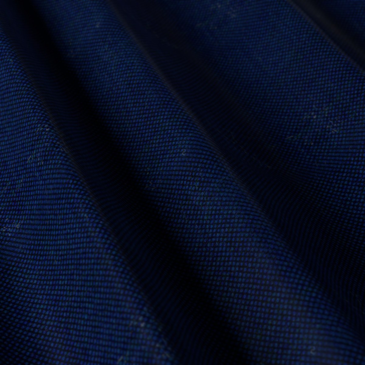 Dormeuil 15.7 Super 160's No. 27848, draped
