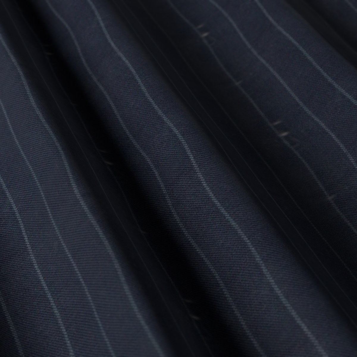 Dormeuil Amadeus No. 29091, draped