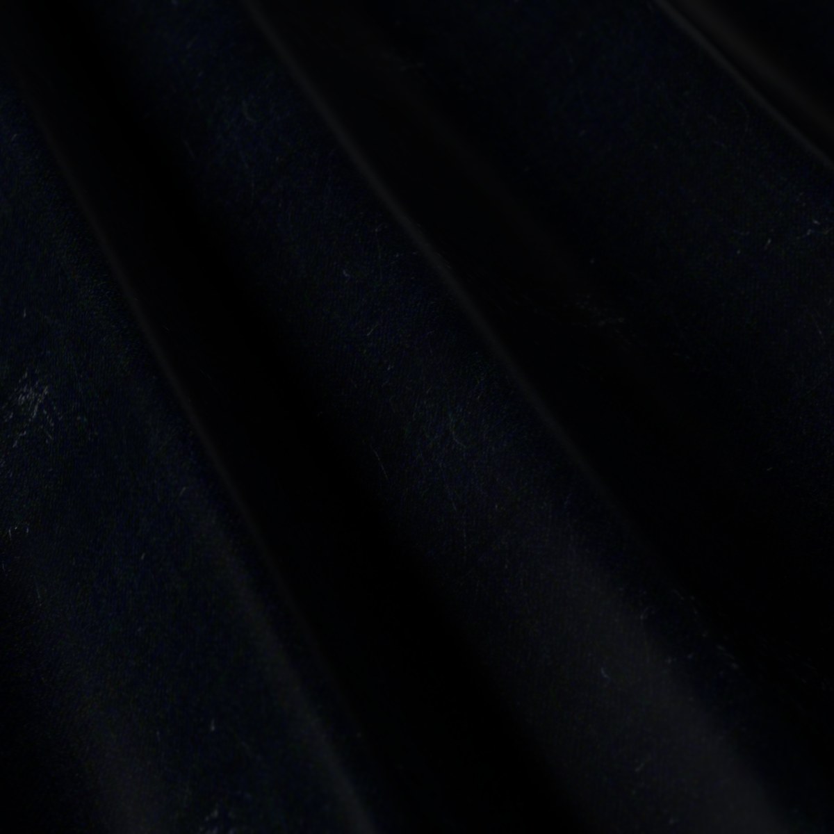 Dormeuil Executive No. 25117, draped