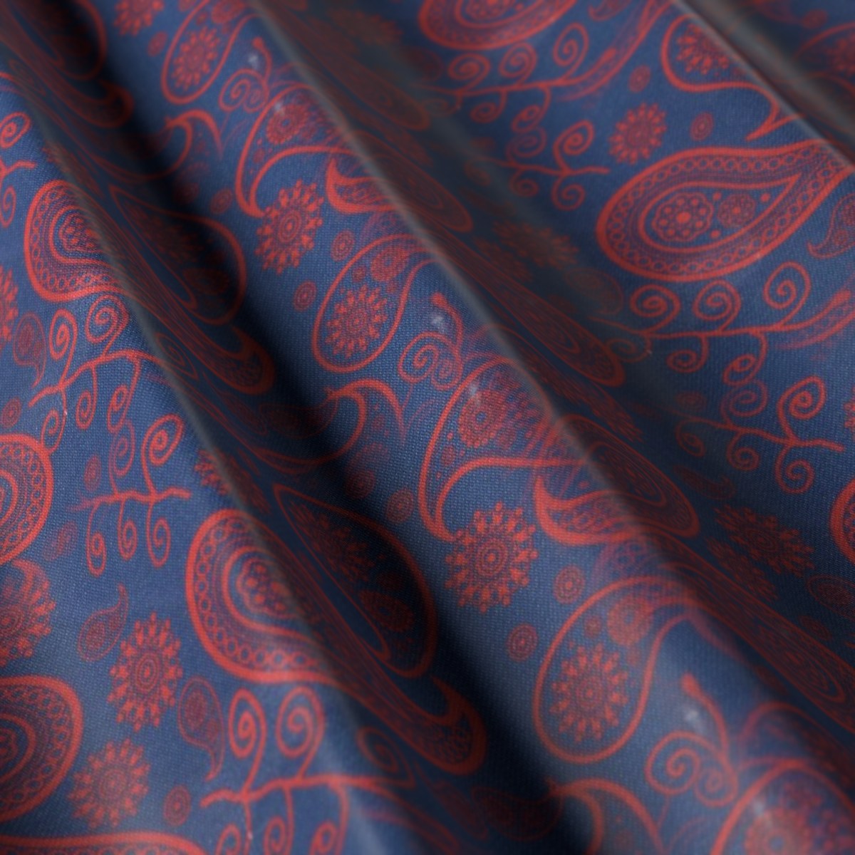 Flash Lining No. 29818, draped