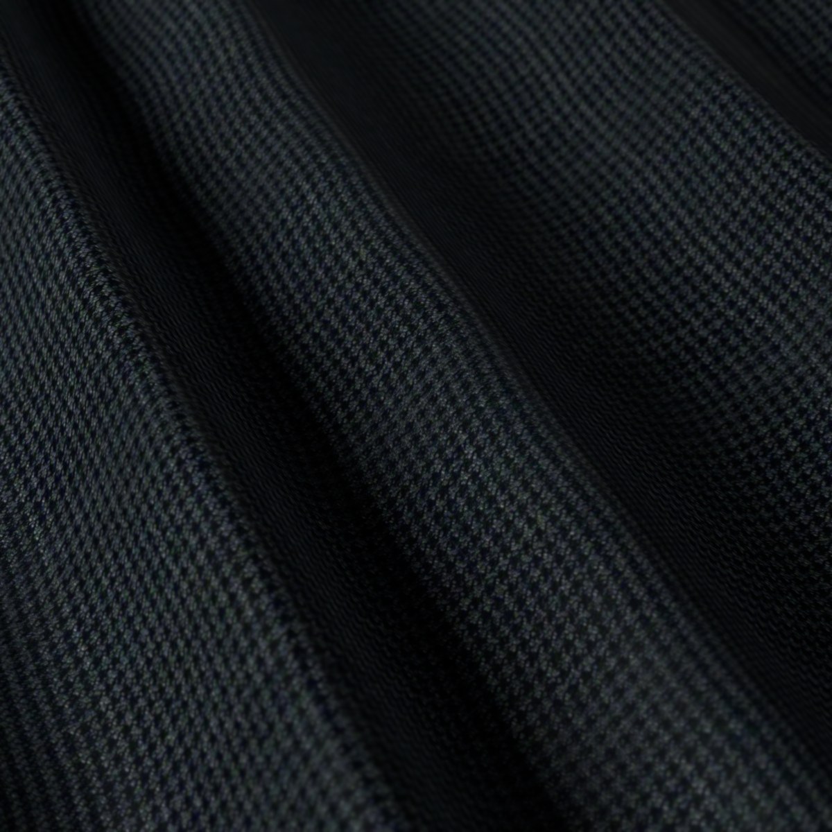 Loro Piana Super 130's No. 26622, draped