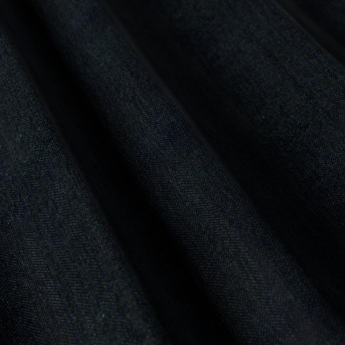 Loro Piana Super 130's No. 26625, draped