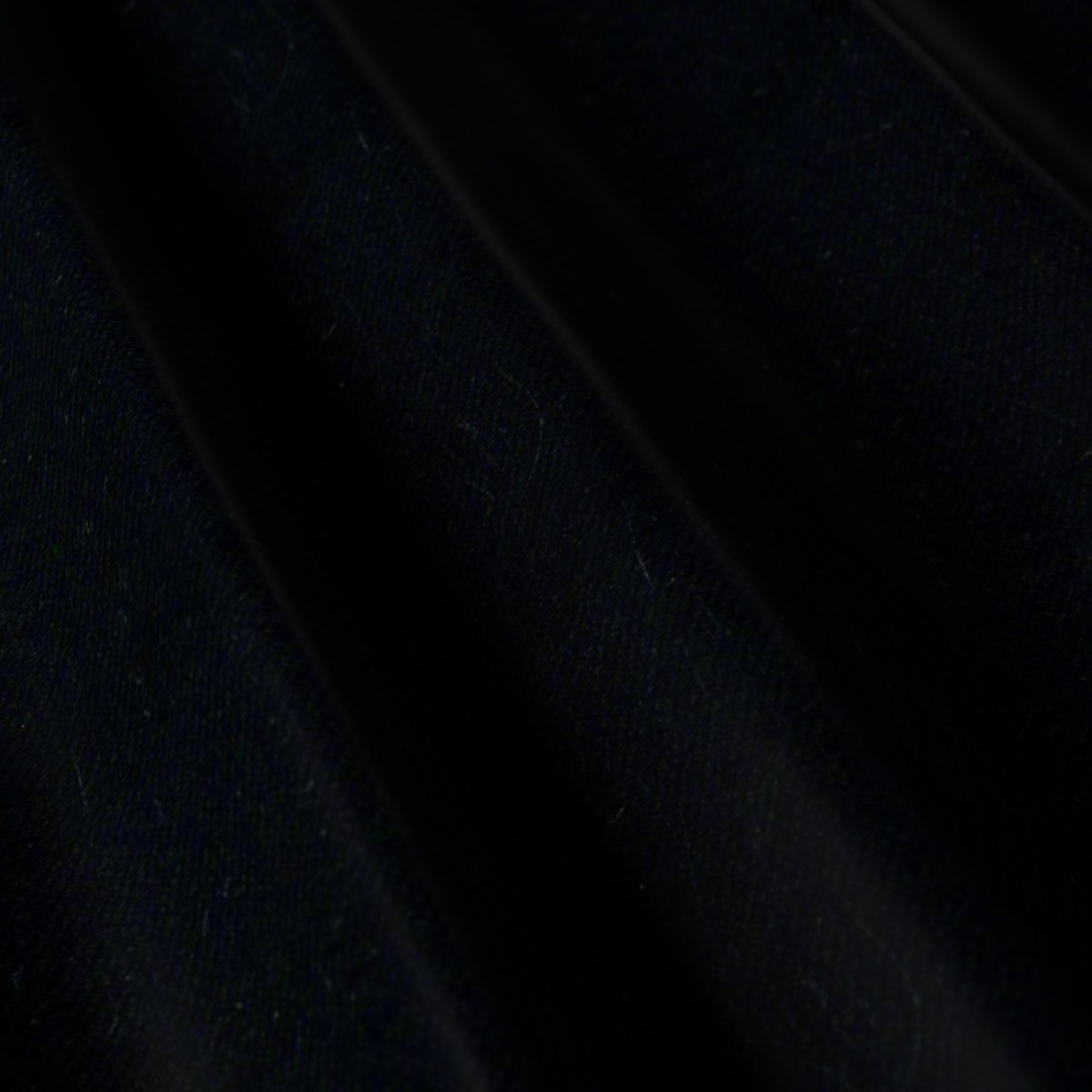 Loro Piana Super 130's No. 26640, draped