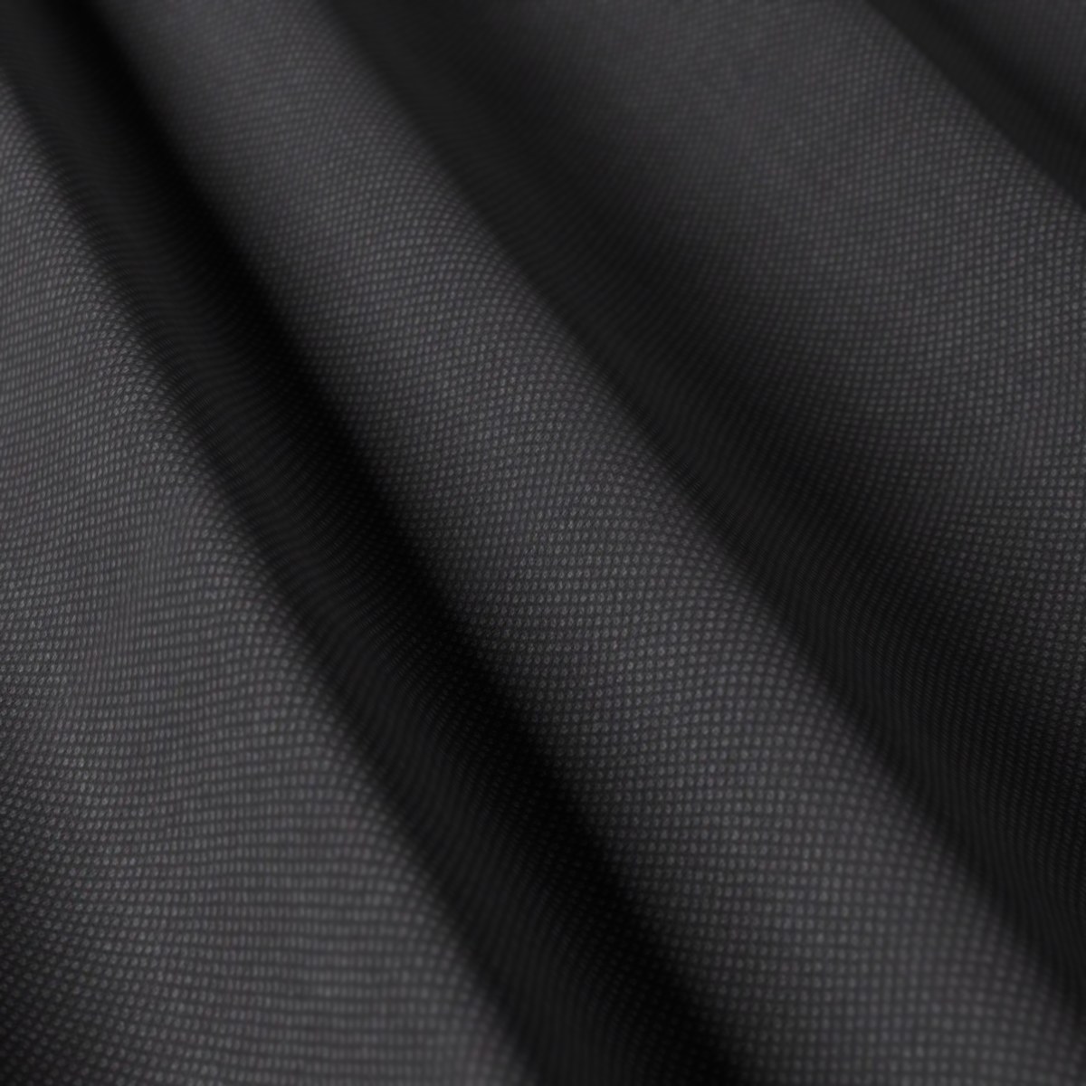 Loro Piana Super 150's No. 29067, draped
