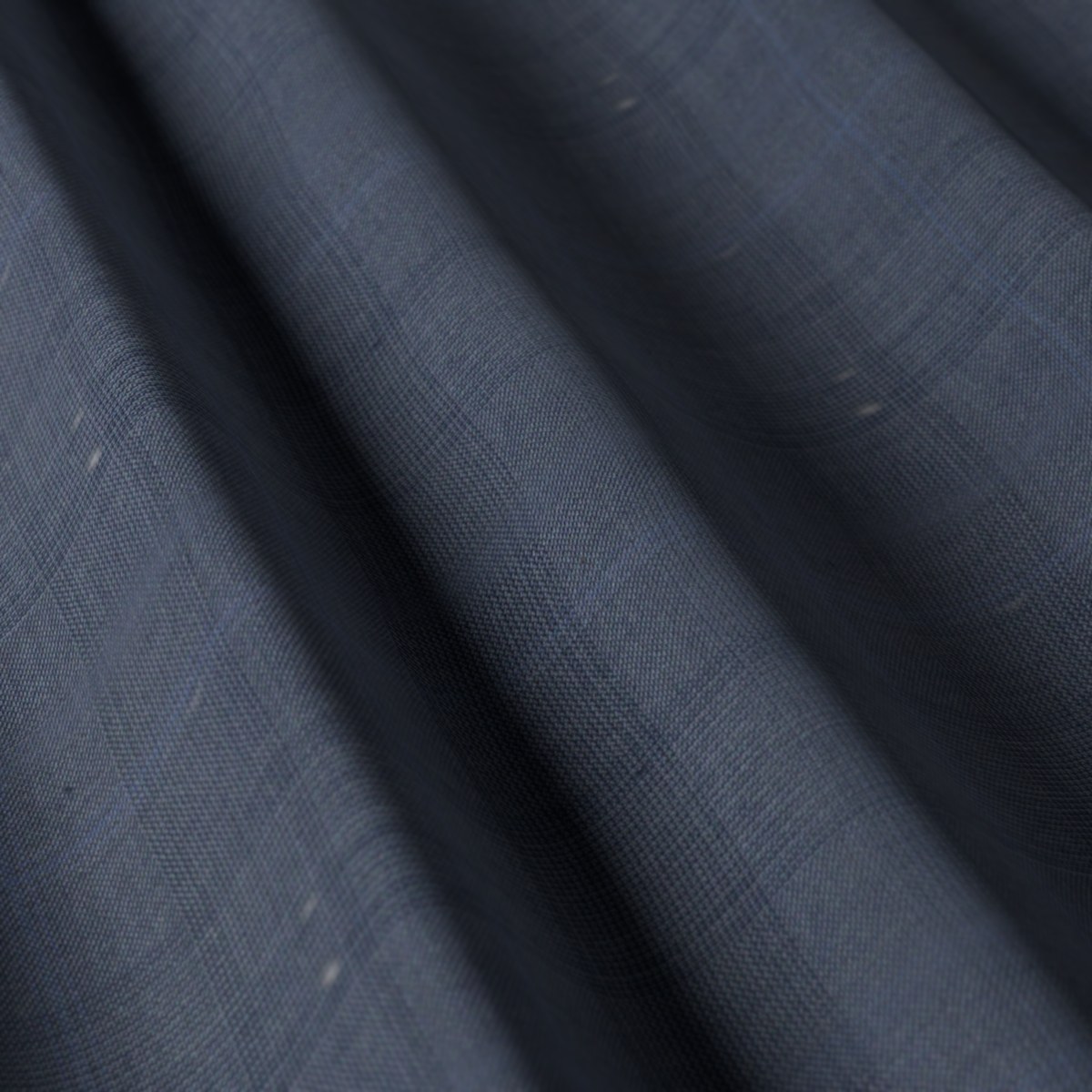Loro Piana Super 150's No. 29676, draped