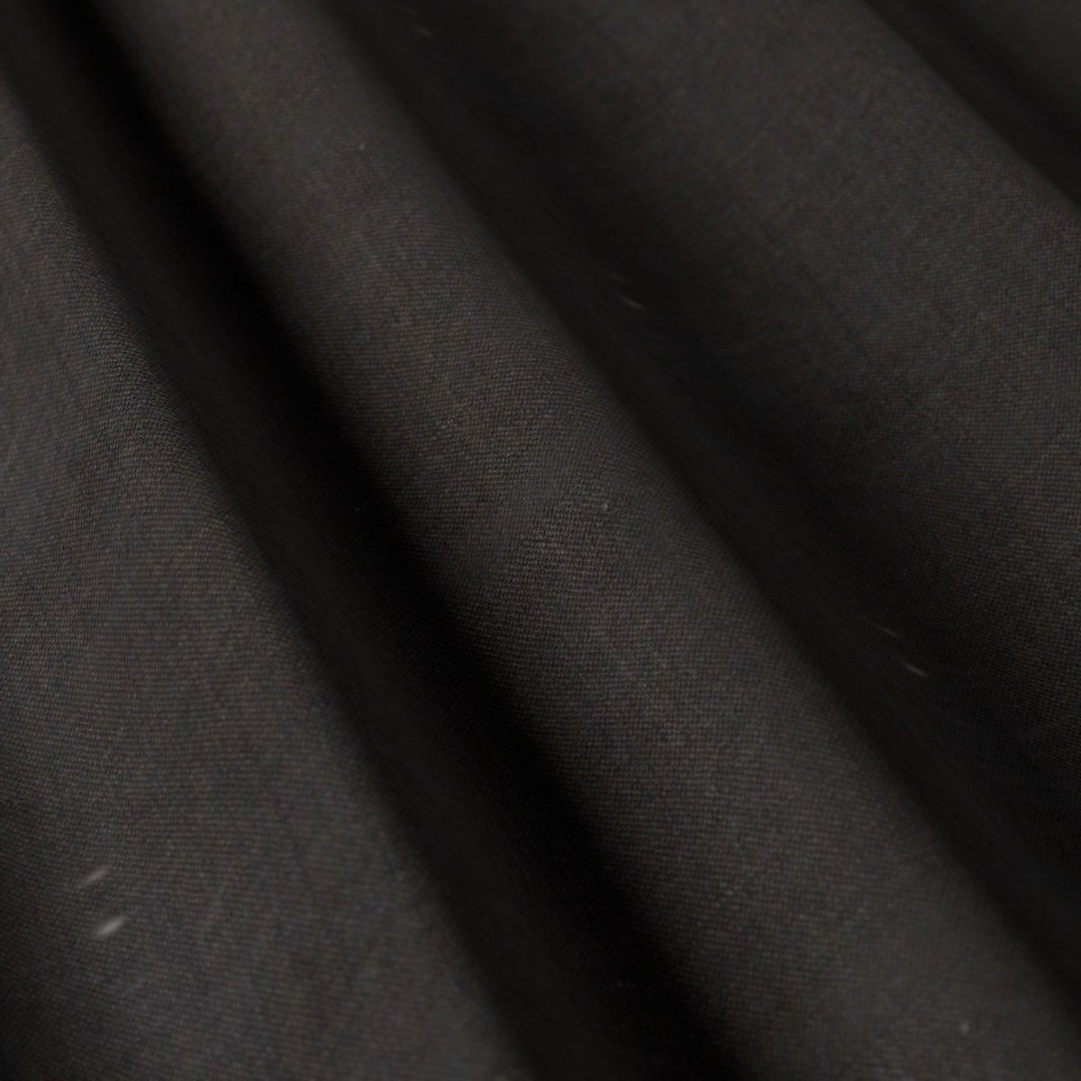 Loro Piana Super 150's No. 29749, draped