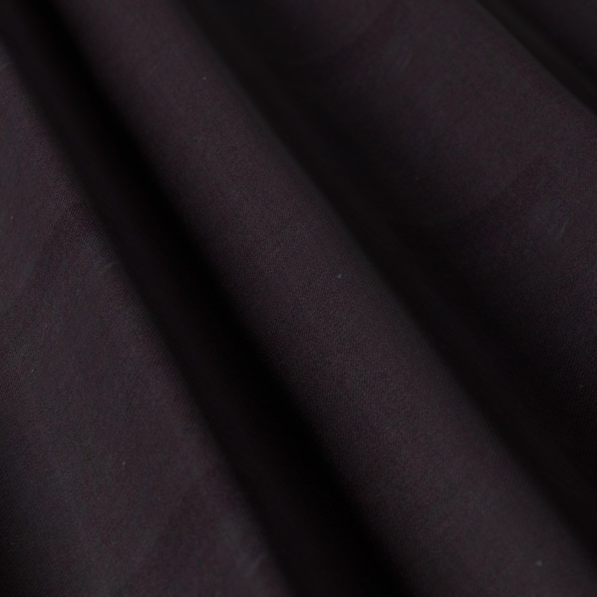 Loro Piana Super 150's No. 29765, draped